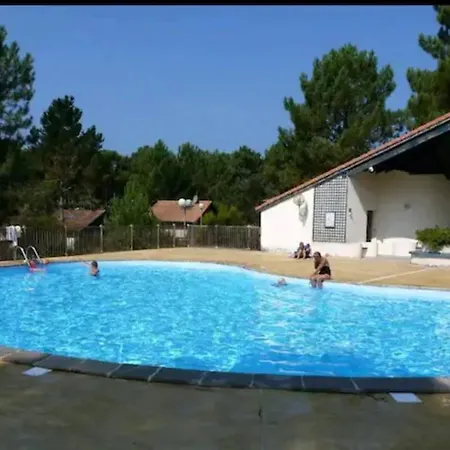 Holiday home Maison 2 Au 14 Des Embruns